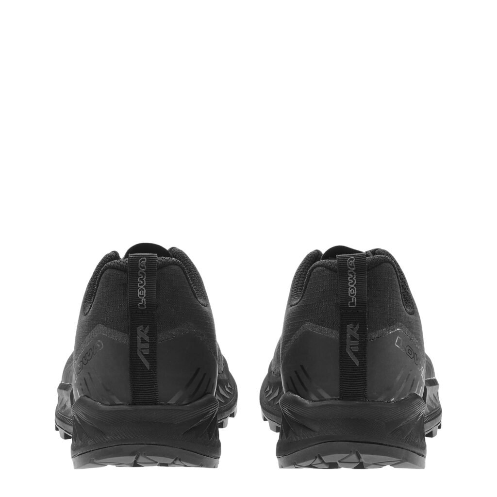 LOWA Men’s AMPLUX 2 GTX - BLACK/BLACK