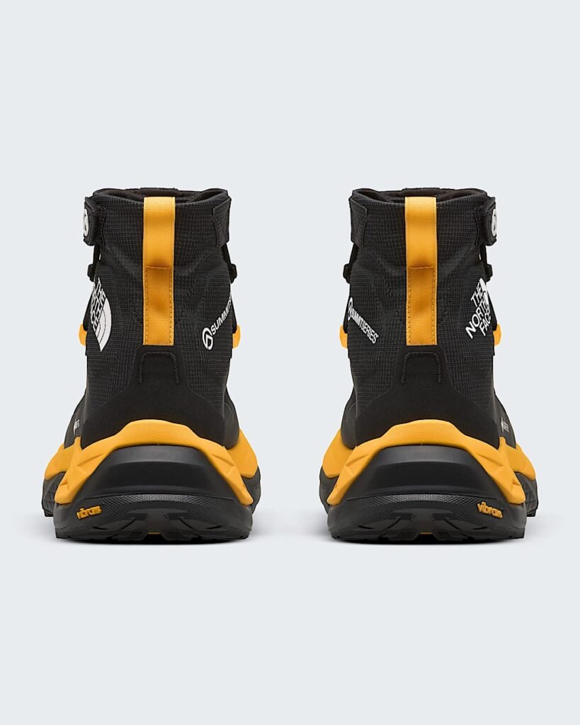 The North Face Summit Series Fastpack GORE-TEX® Shoes - TNF Black/Summit Gold Style NF0A8D9U