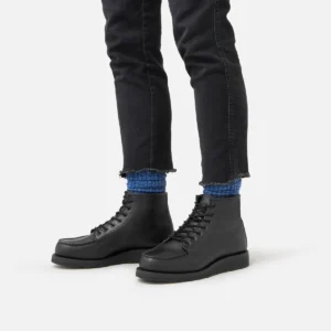 Red Wing Classic Moc Women's 6-inch Boot Black Boundary Leather 3380