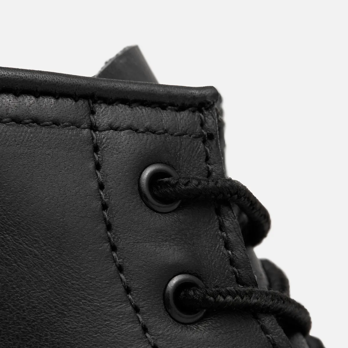 Red Wing Classic Moc Women's 6-inch Boot Black Boundary Leather 3380